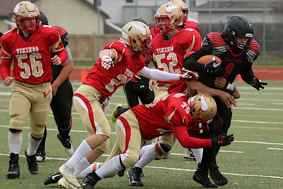Tyler Robertson is tough to tackle, as the Hammardkjold Vikings realized on Saturday, Nov. 6, 2021. (Leith Dunick, tbnewswatch.com)