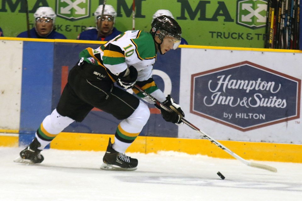 Thunder Bay North Stars forward Aaron Balcombe moves the puck up the Fort William Gardens ice on Wednesday, Sept. 28, 2016 against the Minnesota Iron Rangers in the Stars home opener (Leith Dunick, tbnewswatch.com)