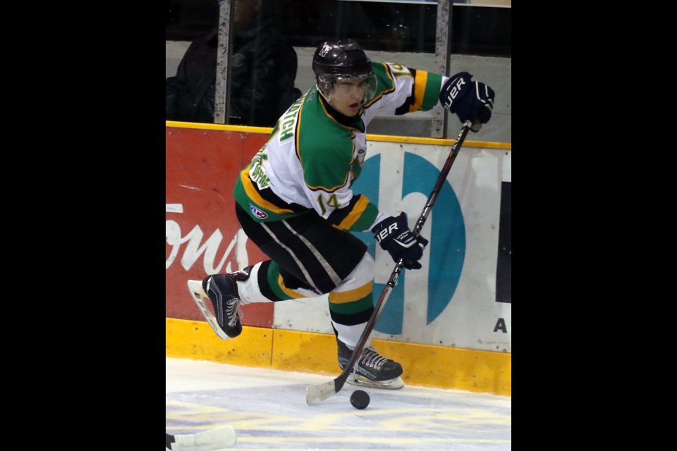 Thunder Bay's Zack Glowatch moves the puck around the net on Wednesday, Sept. 28, 2016 against the Minnesota Iron Rangers at Fort William Gardens (Leith Dunick, tbnewswatch.com). 