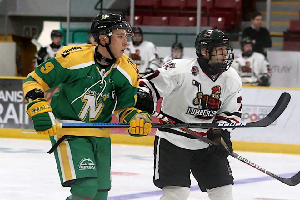 Lou Vesperini (left) scored twice for Thunder Bay on Saturday, Oct. 9, 2021 in a 5-1 win over the Wisconsin Lumberjacks. (Leith Dunick, tbnewswatch.com)