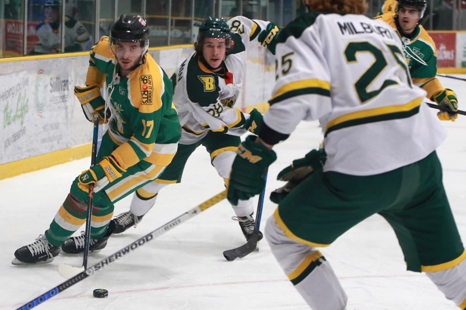 Thunder Bay's Nikolas Campbell (17) scored a pair of goals for the second straight game on Wednesday, Feb. 1, 2023 at Fort William Gardens, taking on Ty Bahm (28) and the Sioux Lookout Bombers. (Leith Dunick, tbnewswatch.com)