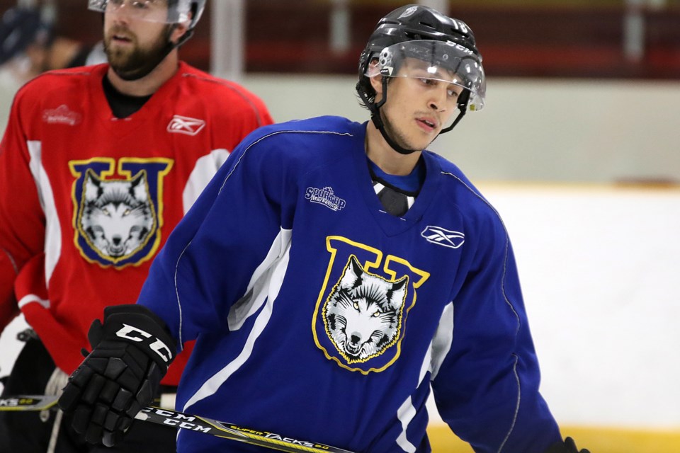 Daniel Del Paggio skates with the Lakehead Thunderwolves during practice on Wednesday, Sept. 20, 2017 at Delaney Arena (Leith Dunick, tbnewswatch.com). 
