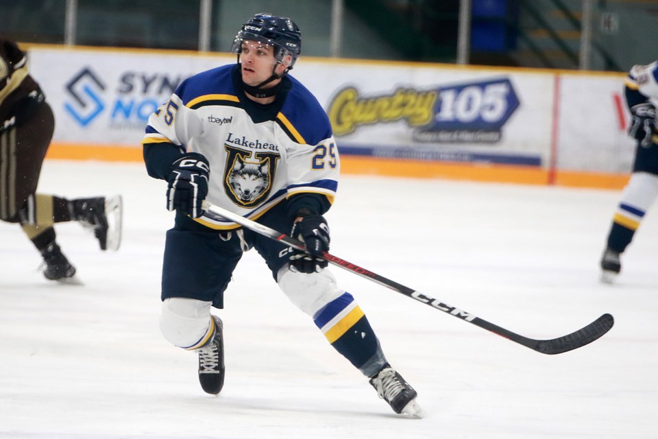 Dylan Massie scored twice to lead Lakehead to a 6-4 non-conference win over the University of Manitoba Bisons on Saturday, Dec. 30, 2023 at Fort William Gardens. (Leith Dunick, tbnewswatch.com)