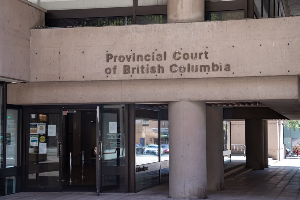 Vancouver,,Canada,-,October,5,,2019:,Sign,Of,Provincial,Court
