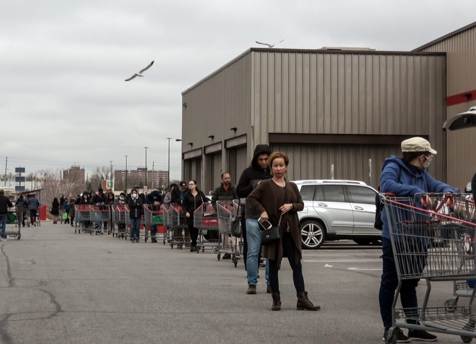 Ontario,Canada,-,April,4,2020:,Shoppers,Practising,Social/physical,Distancing