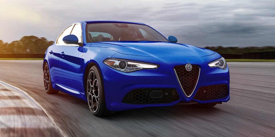 2022-alfa-romeo-giulia