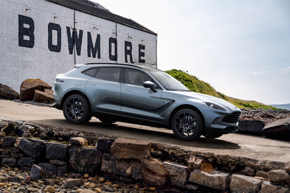 Q_by_Aston_Martin_DBX_Bowmore_Edition1