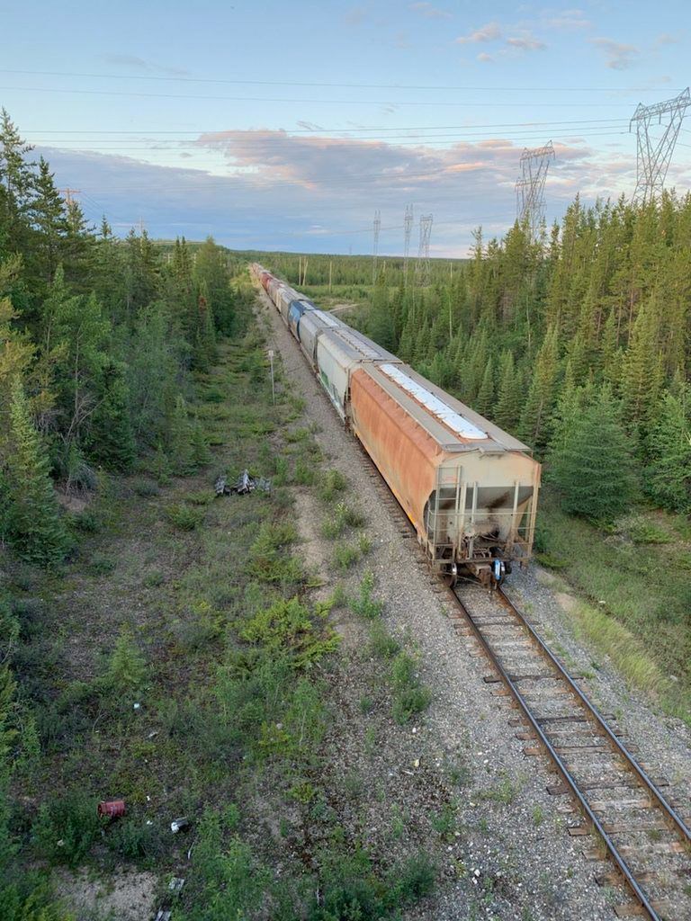 train-on-hudson-bay-railway-in-july-2019-by-arctic-gateway-group