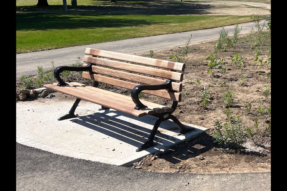 A bench in Battle of Beaverdams Park.