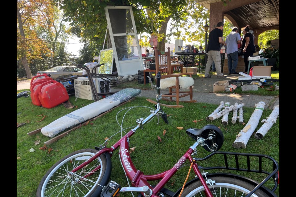 Yesterday, the 20th edition of the Thorold Community-Wide Garage Sale took place.
