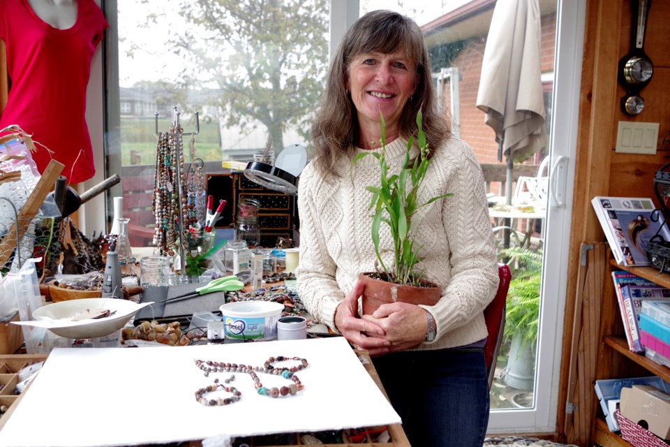 Creative and green-thumbed, Linda Crago grows her own jewellery. Bob Liddycoat / Thorold News