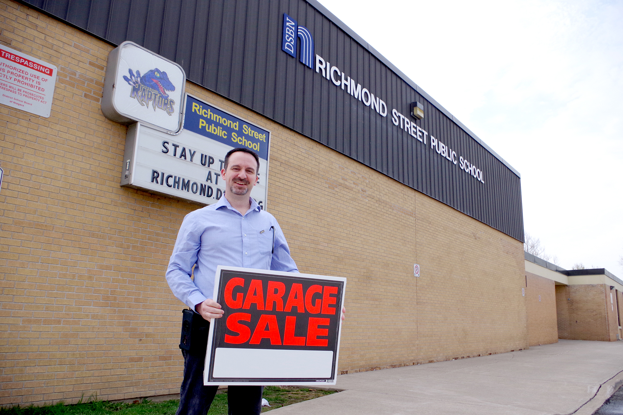 Purge Unwanted Household Items Make Some Cash At Community Garage