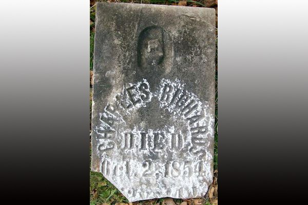 2019-02-07 Charles Richards gravestone