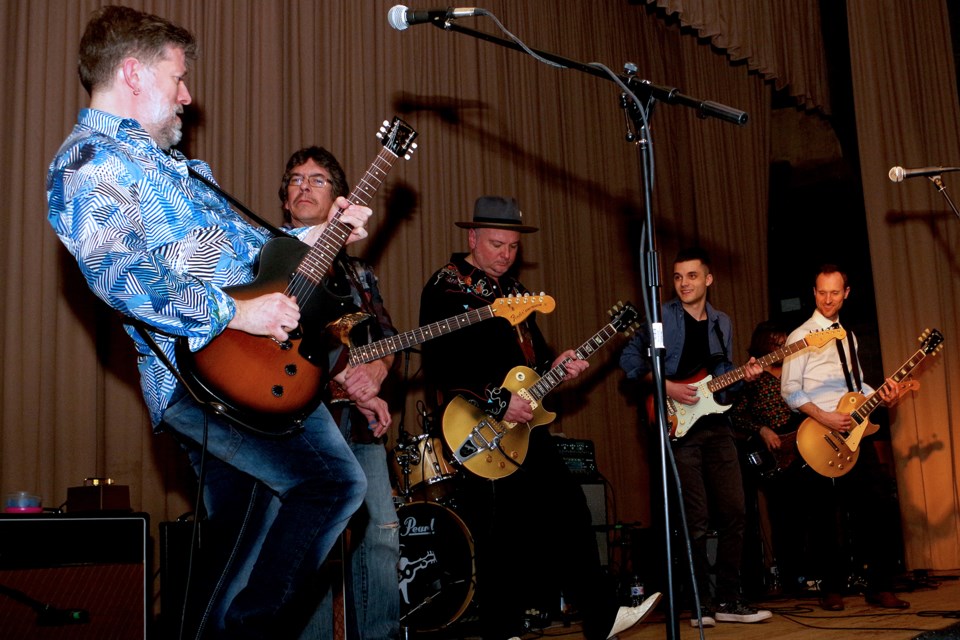 Five of Canada's best guitarists performed together. Bob Liddycoat / Thorold News