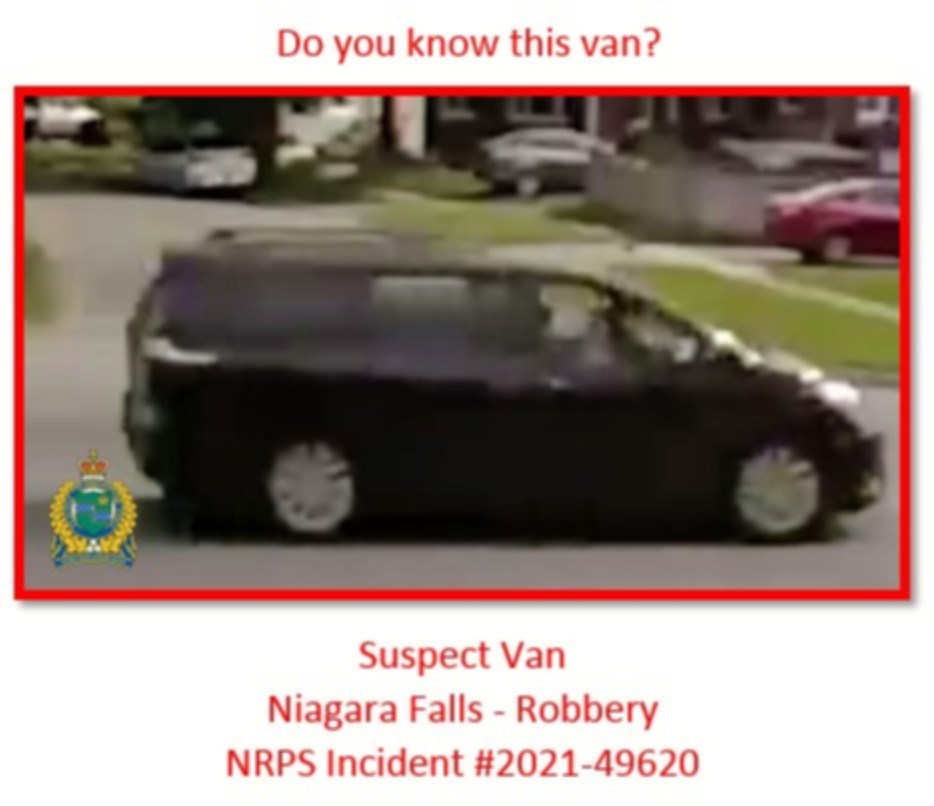 NRPS-Investigating-Robbery-of-a-Senior-Citizen-in-Niagara-Falls-2021-49620