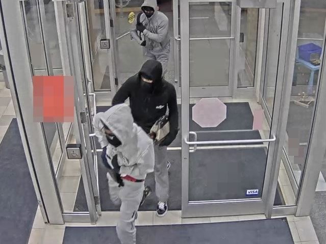 2019-01-04 ScotiaBank robbery suspects