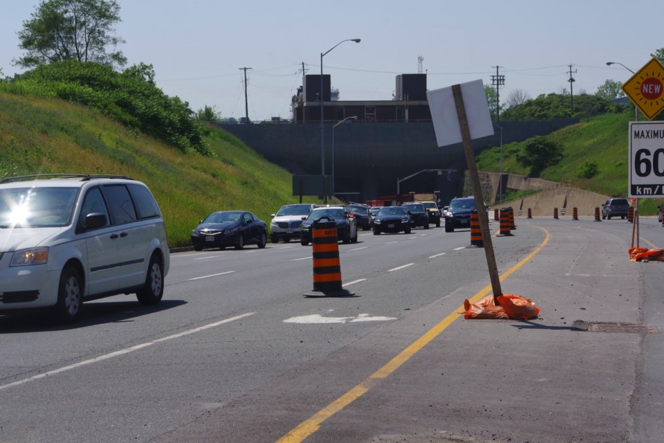 A minor collision stopped traffic temporarily in the east bound lanes of the tunnel. Police and construction crews cleared the lane quickly. Bob Liddycoat / Thorold News