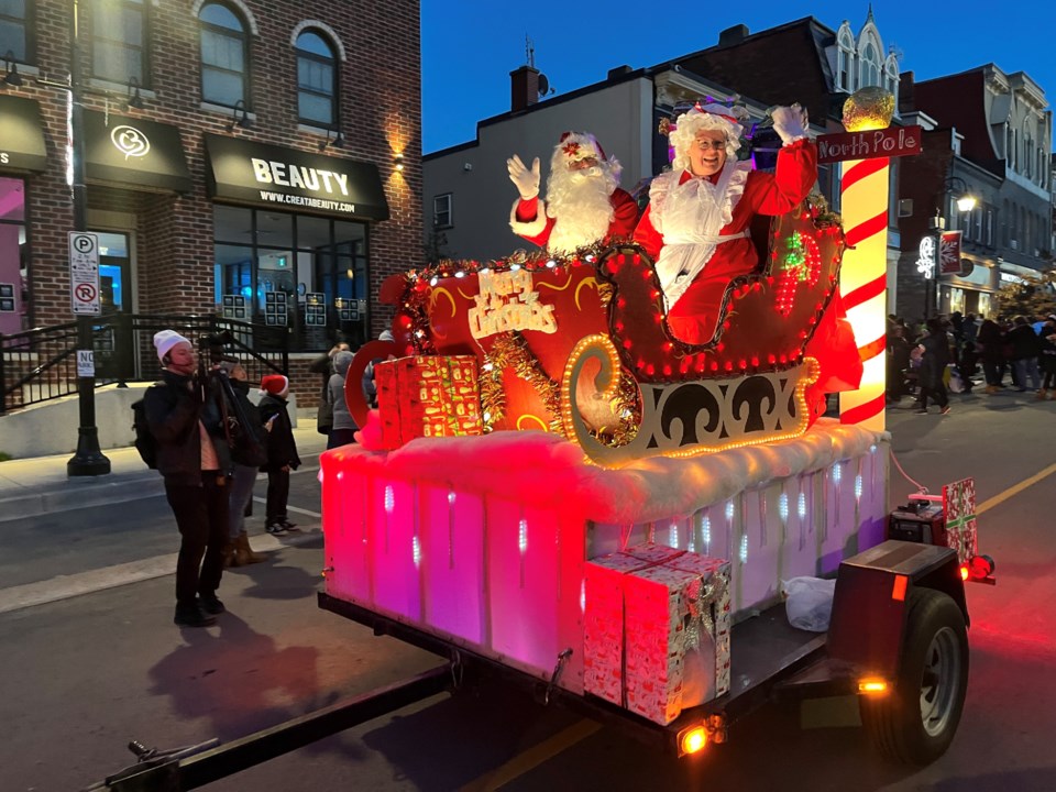 santa-parade-26