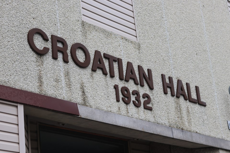 2020-10-2 Croatian Hall DB