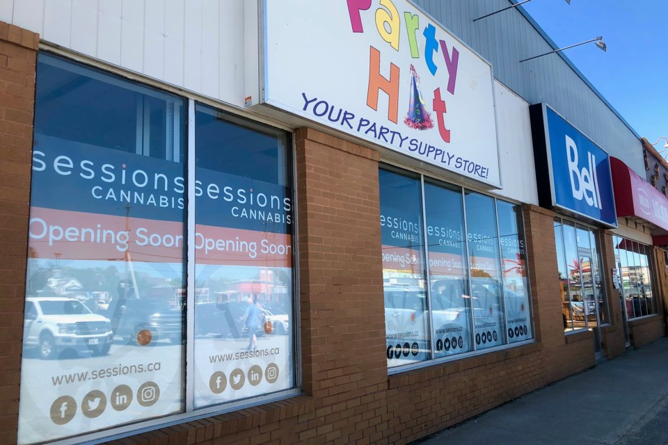 Sessions Cannabis has signs for its new location in the former party store at Park Road Square. Maija Hoggett/TimminsToday