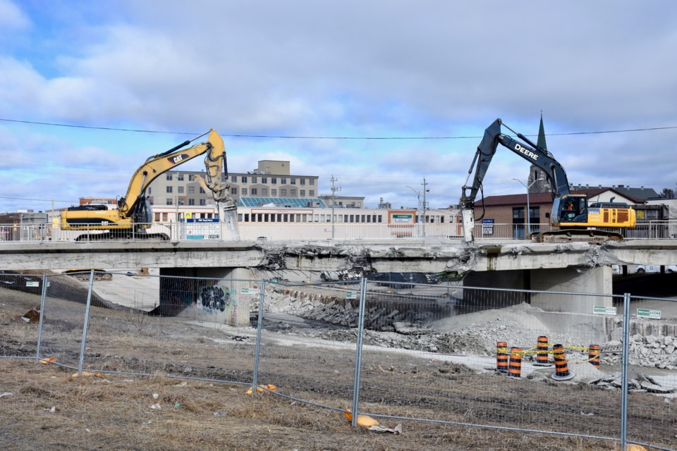 Progress on the demolition of the Algonquin Boulevard overpass around 9 a.m. on April 16, 2024.