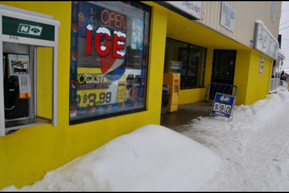 Seems counter-intuitive that one would have to buy ice from a Timmins store when the temperature a few weeks ago dipped to the -30 Celsius range. Frank Giorno for TimminsToday.