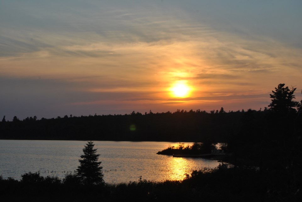 USED17_0917_Temagami_Highway11_Sunset2