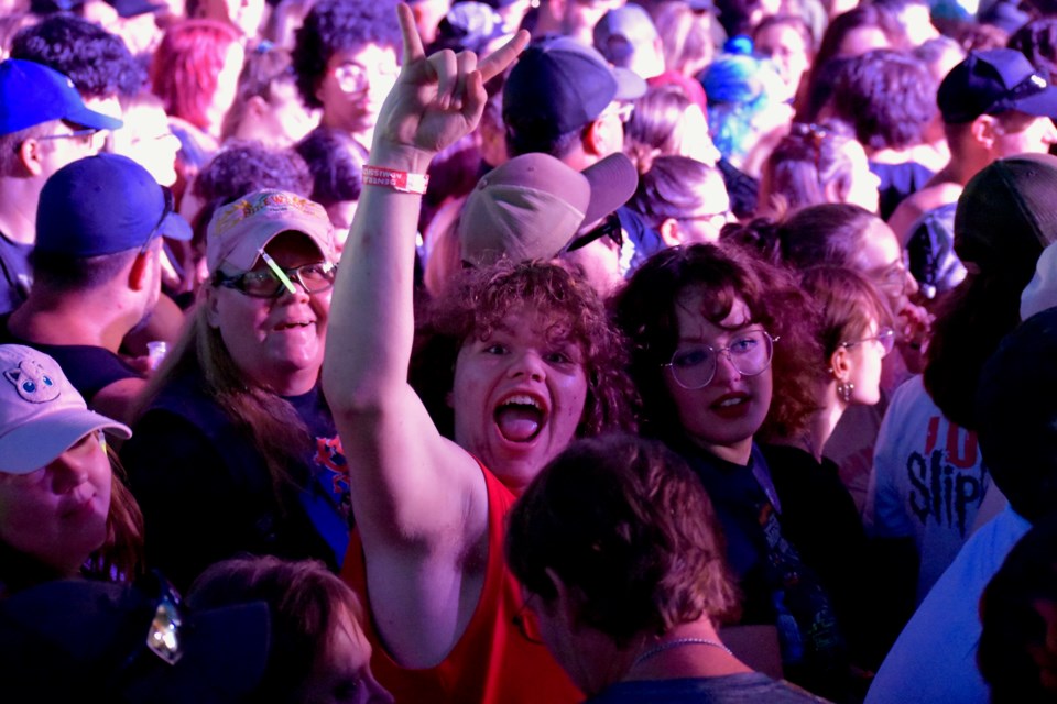 Check out the recordsetting crowd at Rock on the River (19 photos)