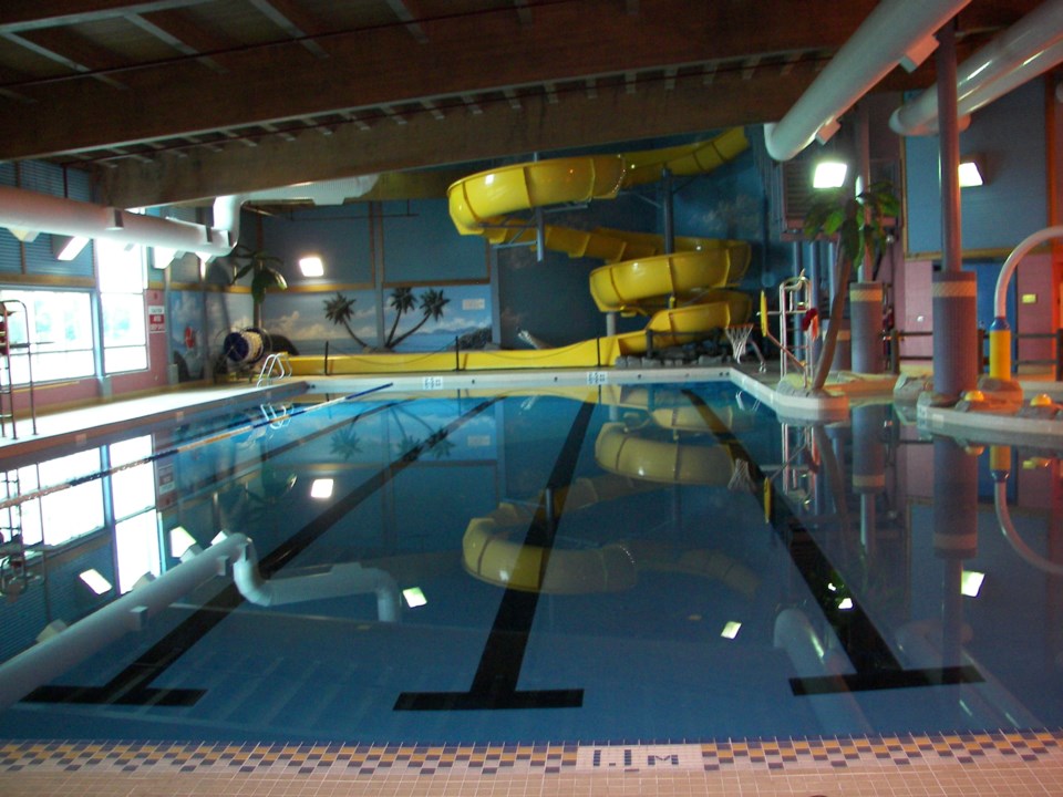 THEC Pool 2