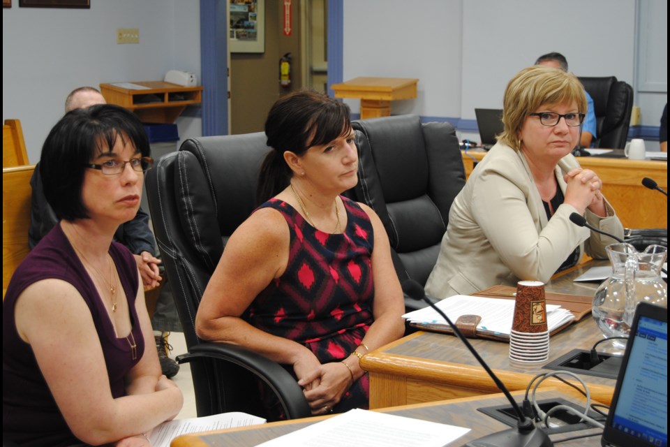 A joint presentation by Timmins Downtown Business Association and Porcupine Health Unit seeks to make no smoking distances greater for public places in Timmins. From Left to Right: Chantal Riopelle, Porcupine Health Unit; Susan Bonsall, Porcupine Health Unit; Ginette Dube, V.P. Downtown Business Association. Frank Giorno for Timminstoday