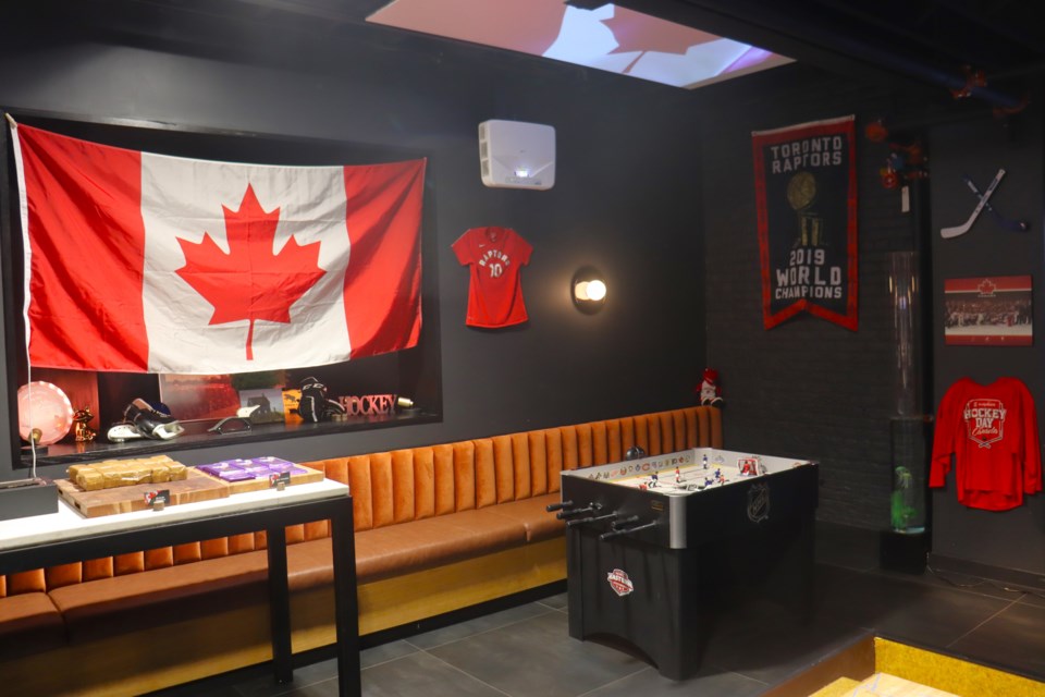 04-10-2025-grizzlybarallcanadianbartoronto-af-02