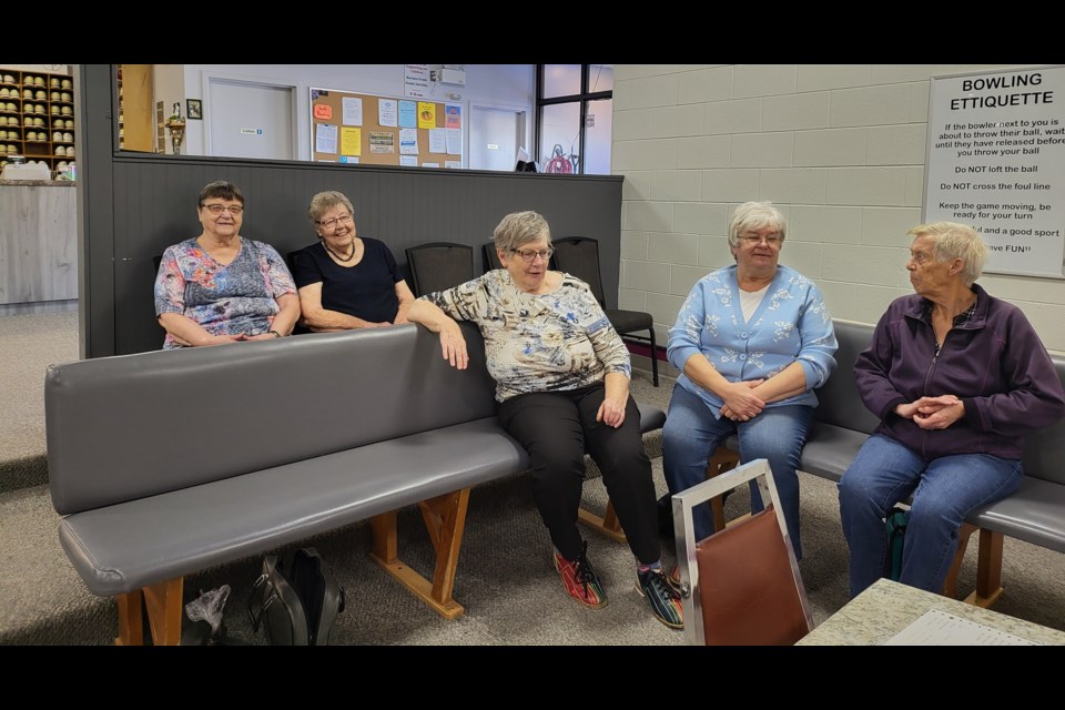 The ladies bowling league cheerlead each other on every shot. Left-Right – Gladys Smyth, Elsie Reitsma, Leslie Penny, Debbie Greilach and Mary Ellen Besler. 