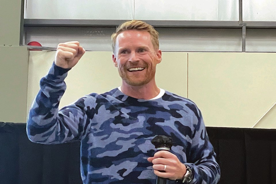 Olympic gold medalist in men’s skeleton and host of The Amazing Race Canada, Jon Montgomery fired everyone up during his keynote speech during the final banquet at the Power Up North Conference with around 100 people in attendance. 