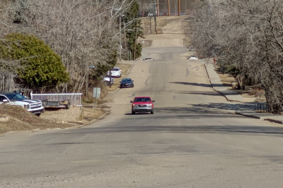Athabasca town council discussed two specific traffic matters with community peace officer Brian Bandura at the April 19 council meeting. First, excessive noise on the 53rd St. hill where Coun. Ida Edwards said the noise can echo for blocks as vehicles scale the steep hill. Next, a request to decrease the speed limit on 47th St. was accepted as information after Bandura told council a move from 50 to 40 km/h likely wouldn’t solve the problem. 