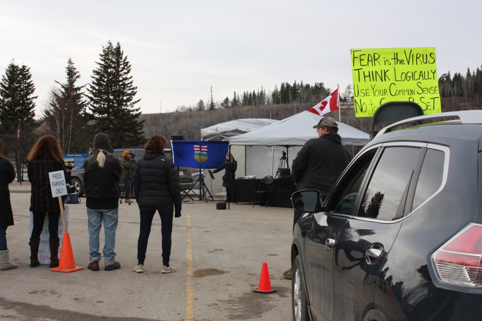 About 40 supporters of Benita Pedersen's anti-mask message came out to Riverfront Park in Athabasca April 29 for an information session with like-minded panelists. Panelists included Dr. Roger Hodkinson, Alberta Advantage leader Marilyn Burns and mask expert Chris Schaefer, who answered pre-selected questions from the audience. 