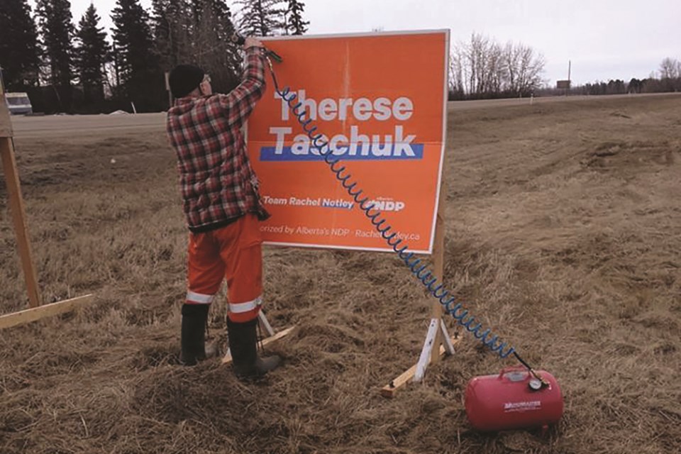 20190331-Election Sign Vandalism-05