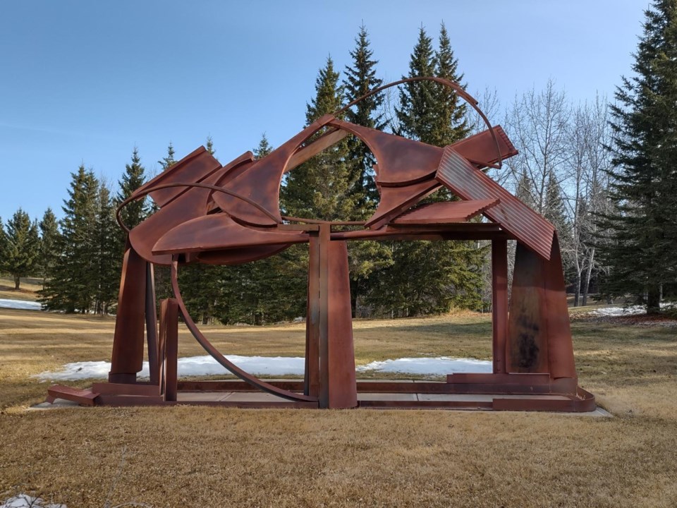 AU rust sculpture2