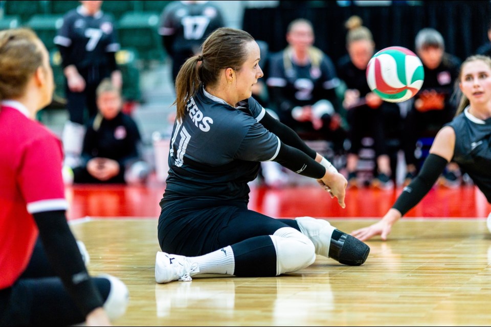 Heidi Peters making a dump during an international tournament.