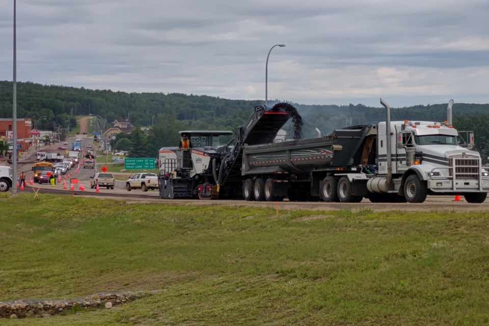 Work on Highway 55 got underway in July, with the milling crew making their way through town first to take off the blacktop before resurfacing. It was just one of many large infrastructure projects in the region with construction on the new Athabasca River bridge on Highway 813 and the resurfacing of Highway 831 through Boyle and Athabasca County.