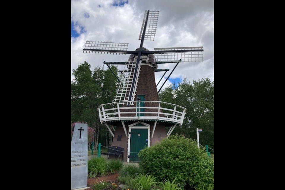 The Neerlandia Historical Society hopes to move this more than 30-foot-high windmill on the Canadian Dutch Centre's property in Edmonton to the hamlet.