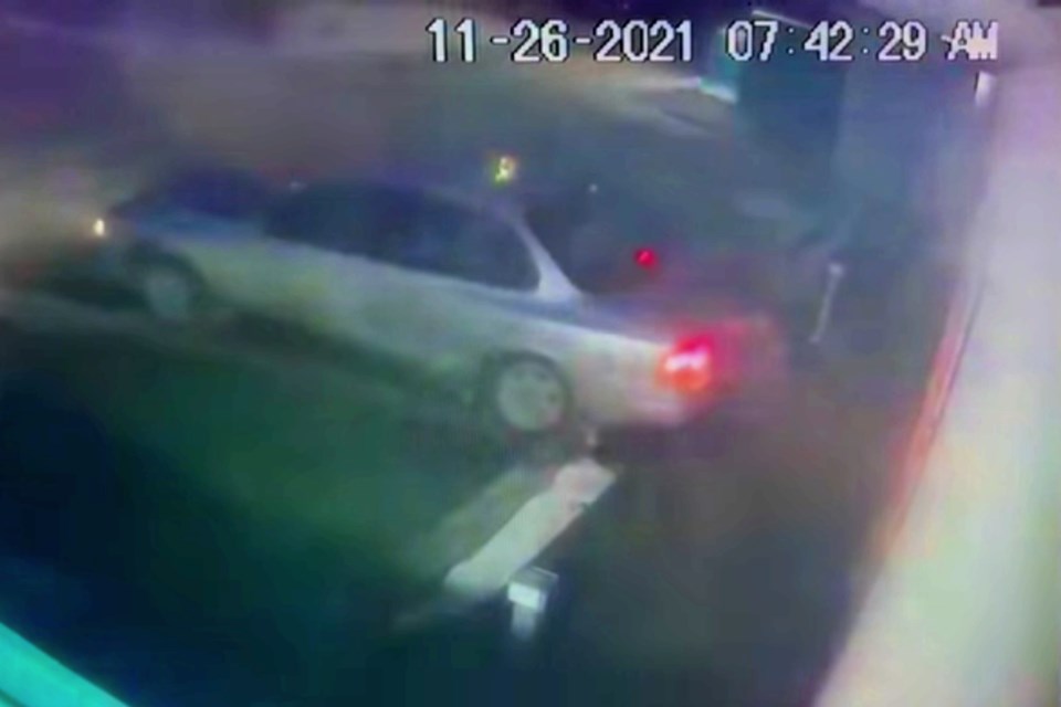 Neighbours breakin