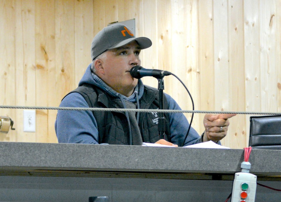 WES - Livestock Auctioneer Champ