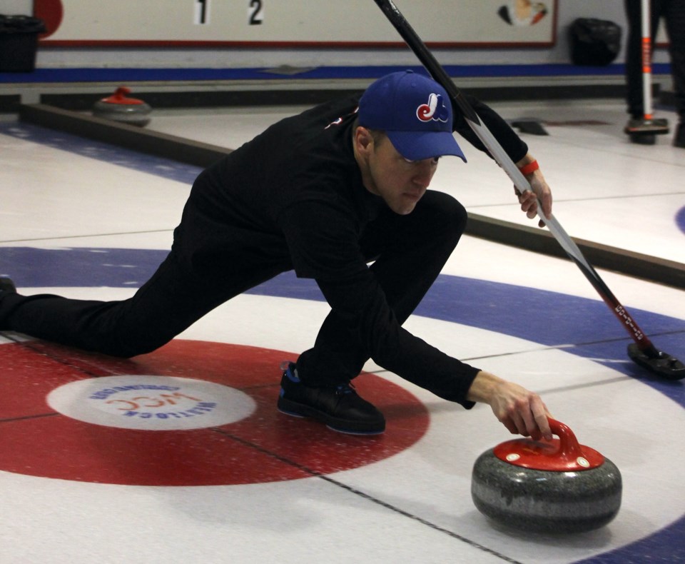 WES- CHAMBER CURLING IMG_3774