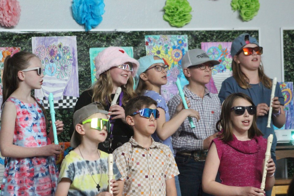 The grade 3 and 4s gave an outstanding performance at the Dunstable school spring tea on May 15. Back row, L-R:  Kenzi Baird, Grace Gerrard, Ella Pendrak, Kech Potts, Piper VanGelder Front Row, L-R:  Walter Penner, Taylor Lucs, Sadie L'Heureux 