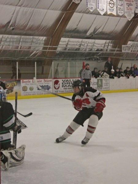 The Boyle Blazers bantam team is burning their way through the competition in the provincial playdowns. Last Friday they snuffed out Smoky Lake by a score of 5-1. Dallas