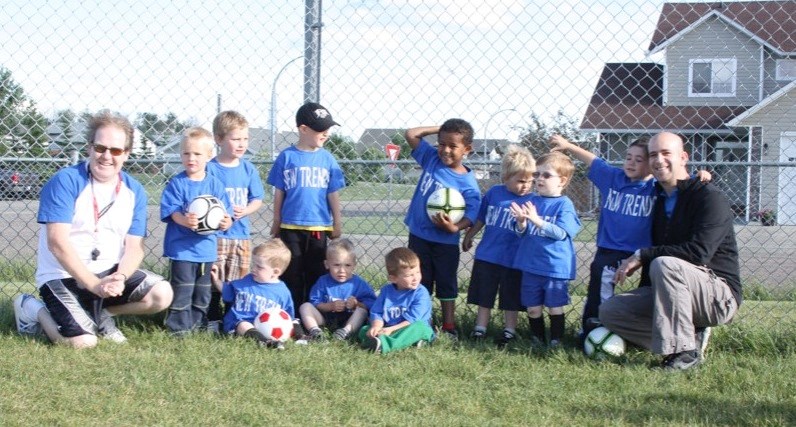 Athabasca&#8217;s youngest soccer players might have had the most fun this year. (back row, l-r) assistant coach John Traynor, Keaton Gorski, Riley Hynes, Lukas Newberry,