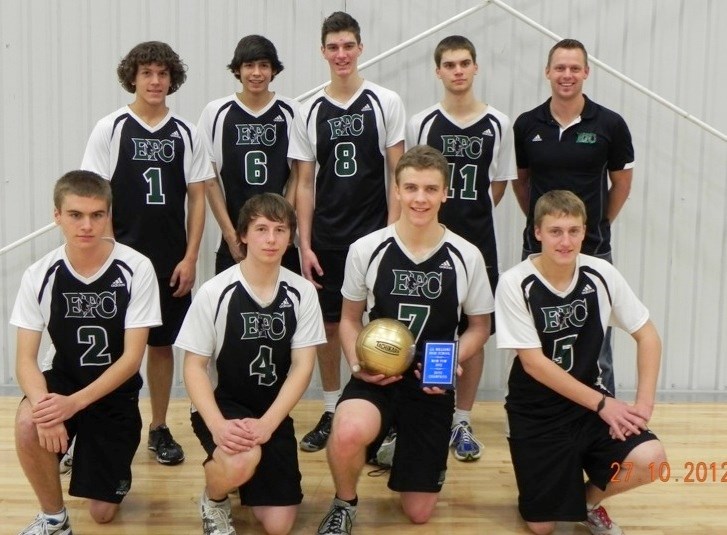 Edwin Parr Composite&#8217;s senior boys volleyball team won gold at the Wow Pow tournament in Lac La Biche last weekend. (top row, l-r) Damian MacKay, Tate Decoine, Keagan
