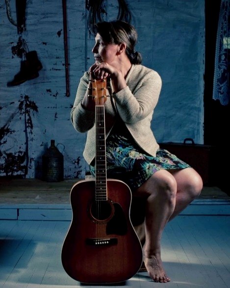 Phyllis Sinclair will perform at the Nancy Appleby Theatre on Saturday.