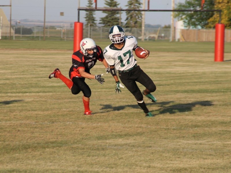 The Edwin Parr Composite Pacers out-performed the Vermilion Marauders last Friday, largely due to Pacers quarterback Gaetano Minto, pictured during the Sept. 13 game.
