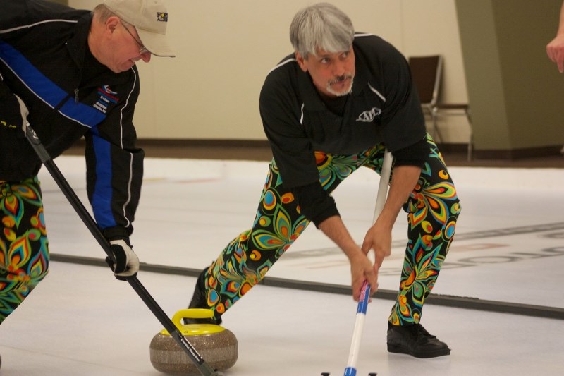 Brian Pysyk and Greg Roszmann sweep.